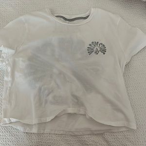 volcom cropped tee
